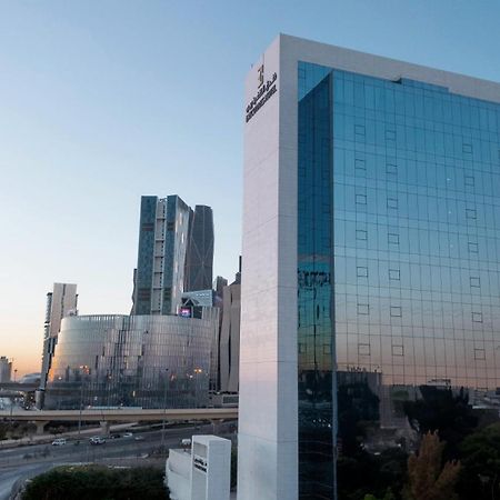 Executives Hotel - Kafd Рияд Екстериор снимка