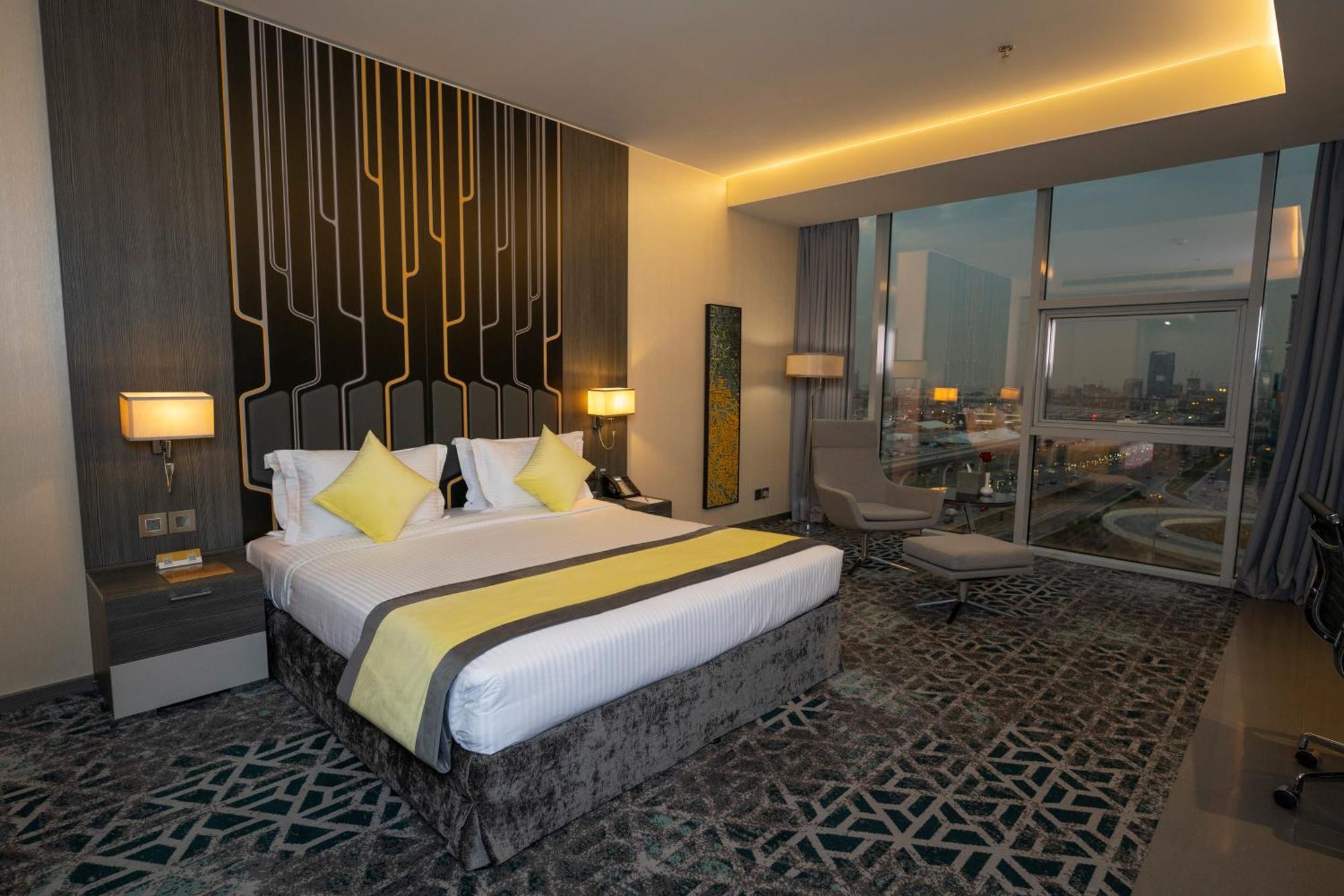 Executives Hotel - Kafd Рияд Екстериор снимка